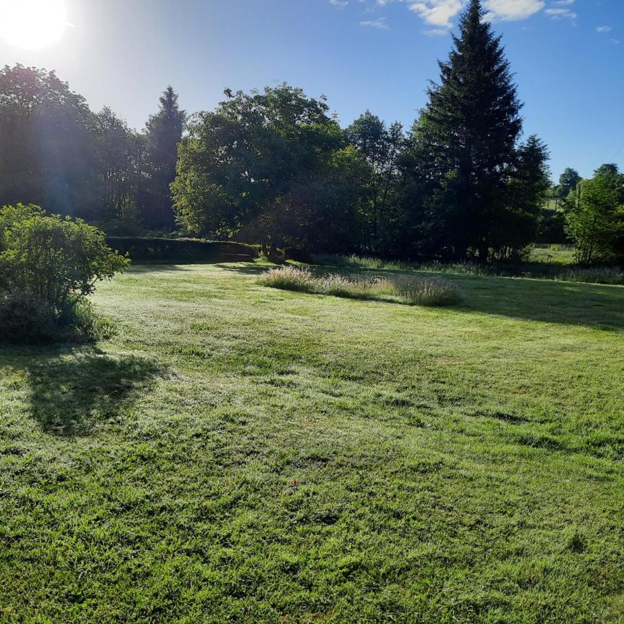 Planchez Chambre D'Hote Le Chataignier Bed & Breakfast エクステリア 写真